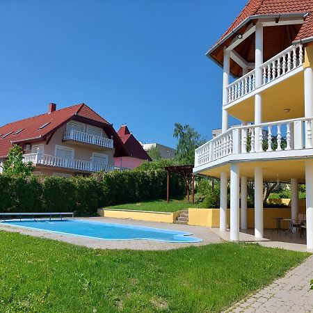 Villa Laar Хевіз Екстер'єр фото