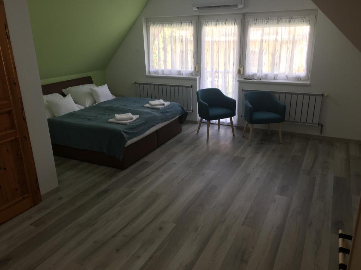 Villa Laar Хевіз Екстер'єр фото